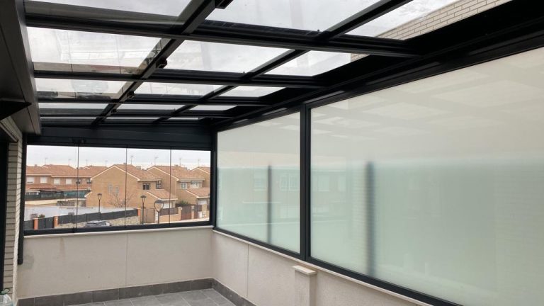 Instalación de panel fijo lateral